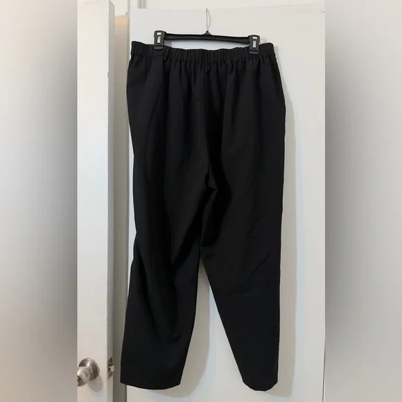 SHEIN Classic Black Women's Trousers - Picture 2 of 3